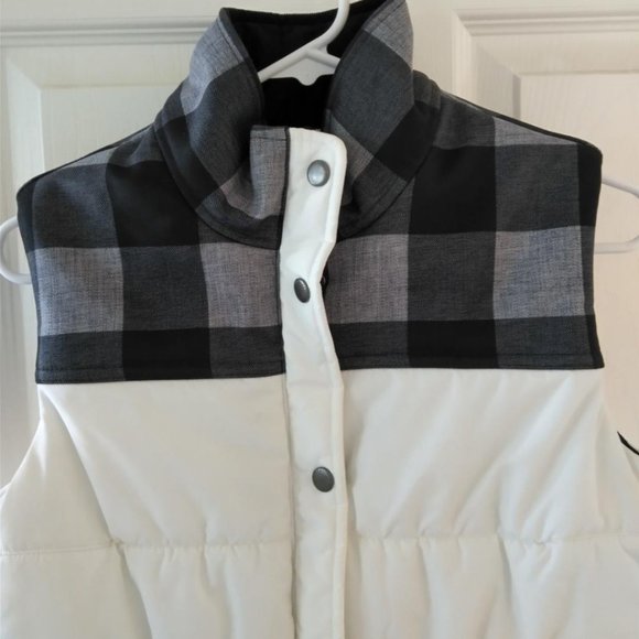 Ladies Eddie Bauer White Black Buffalo Check Small - Picture 2 of 7
